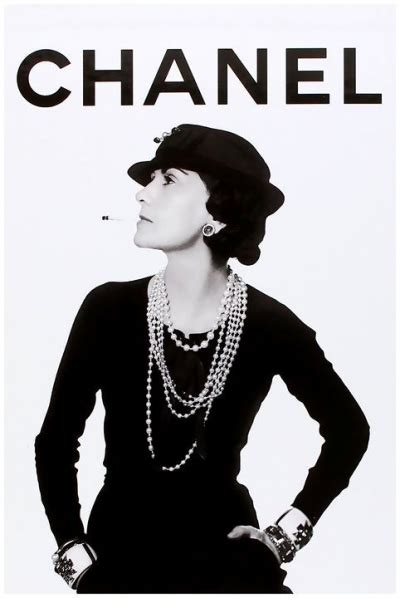 diseñador de moda coco chanel|Coco Chanel mujer.